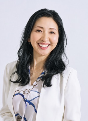 ブルーストーンアカデミー代表理事 青柳 仁子
